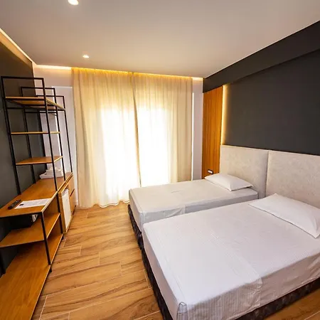 Adani Ksamil 3*