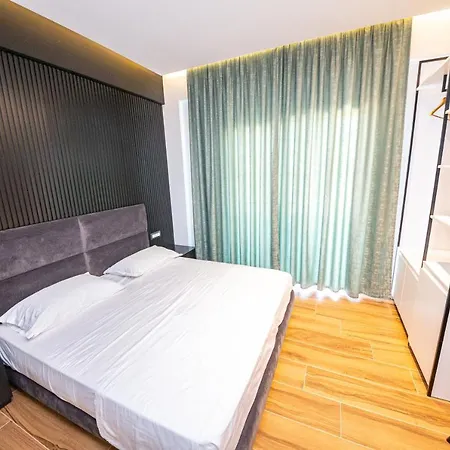 Hotel Adani Ksamil 3*
