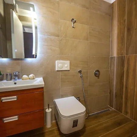 Adani Ksamil Hotel Ksamil