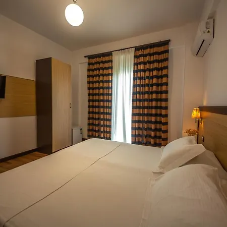 Adani Ksamil 3*