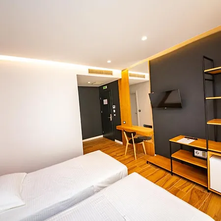 Adani Ksamil 3* Ksamil