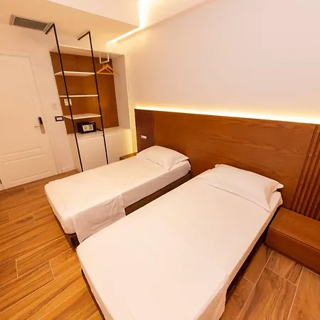 Adani Ksamil 3* Ksamil