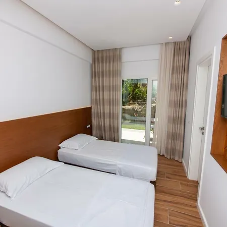 Adani Ksamil 3*