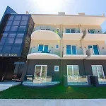 Inada Hotell 3*