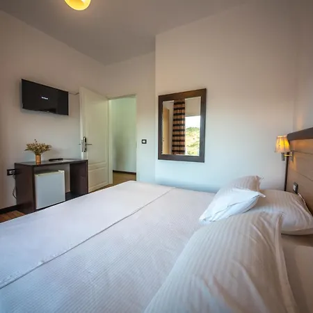 Adani Ksamil Hotel Ksamil
